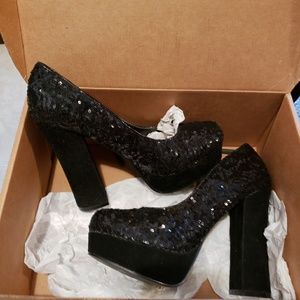 SALE,SALE🎈🎈Women New heels🎈🎈🎈suede &sequin